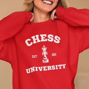 Sudadera unisex de la Universidad de Ajedrez, sudadera universitaria vintage, sudadera con letras universitarias, suéter universitario retro, regalos de ajedrez, amante del ajedrez