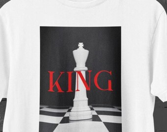 Chess King Portrait Shirt, Vintage Chess Set Shirt, Comfort Colors Unisex Tee, Super Soft Shirt, Chess Player Gifts, Retro Oversized Tee