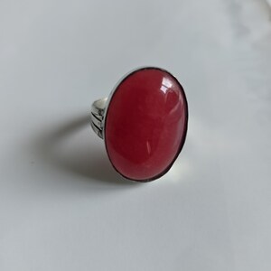 Anillo con gema de zafiro y rubí natural