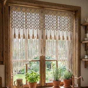 Handgemachter Makramee Vorhang aus 100% Baumwolle im Boho-Stil