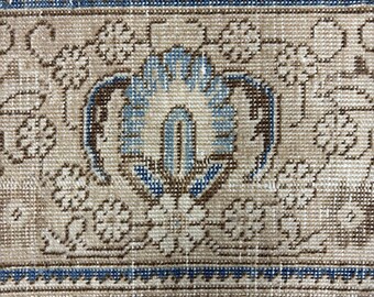 Oversized Vintage Rug 10x13 ft, Handwoven Distressed Wool Rug, Large Living Room | Traditional Beige Blue Anatolian Area Rug