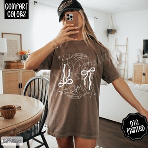 Long Live Cowgirls Shirt Comfort Colors, Trendy Women's Tshirt, Country Music Shirt, Western Cowboy Tee, Cowgirl Boots Shirt, Concert Tee image 5