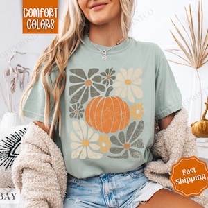 Pumpkin Floral Shirt Comfort Colors, Fall Shirt, Fall Womenswear Oversized Crewneck, Women&#39;s Fall Pumpkin Shirt, Trendy Fall Tee