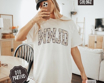 Comfort Colors® WWJD Shirt for Women, Christian Tee, Religious Gift for Her, Walk Like Jesus, Bible Verse Shirt, Trendy Faith Graphic Tee