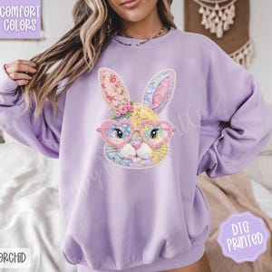 Pearl Faux Quilted Bunny Comfort Colors Sweatshirt, Patchwork Bunny Crewneck, Grandmacore Easter Sweater, Floral Faux Patchwork Bunny Shirt