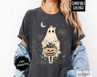 Cute Ghost Pumpkin Shirt Comfort Colors, Halloween Shirt, Spooky Season Tshirt, Halloween Party Shirt, Oversized Crewneck Tee
