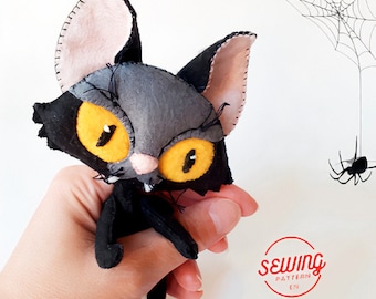 Samouczek na temat ręcznie szytego pluszowego kota – ozdoba na Halloween DIY – gotycki wystrój domu