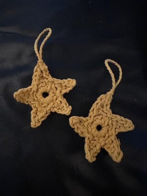 Tiny crochet star tree decoration