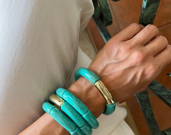 Bracelet tube perles en résine turquoise