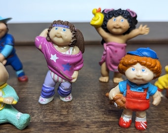 Set of Cabbage Patch Doll Collection figurines 1984 nostalgic old toys gift