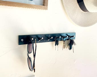 Minimalistischer Schlüsselhalter zur Wandmontage - Schlüsselbrett aus Industriestahl mit Haken