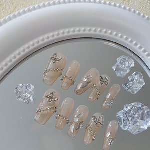 Transparent Champagne Glitter Ombre Press On Nails with Silver Butterfly and Chain Charms/ luxury press on nails/Korean Nails/#070