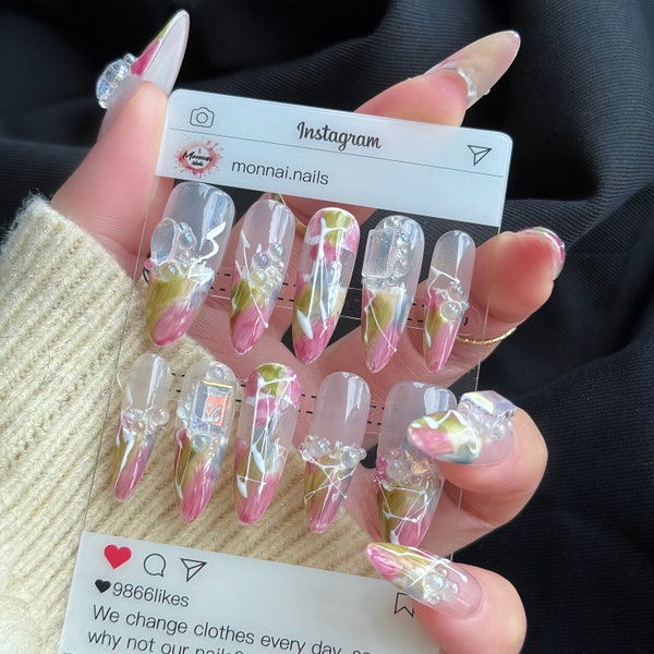 Finezza floreale: Stampa sulle unghie ispirata ai fiori con accenti di gemme/unghie xxl/unghie kpop/unghie giapponesi/unghie dipinte a mano/unghie floreali#121