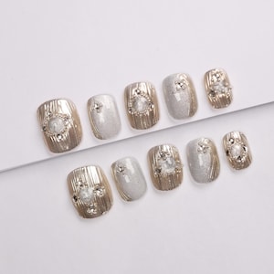 Silver and Gold Textured Press-On Nails/cute nails/kawaii nails/korean nails/jelly nails#196