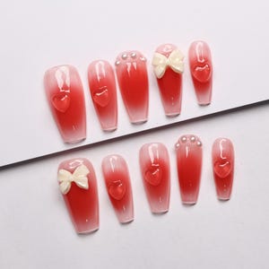Uñas postizas rosas suaves adornadas con delicados lazos blancos/uñas de ojo de gato/uñas kawaii/uñas Y2K/uñas veganas/uñas postizas abstractas n.° 067