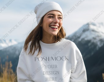 Gildan 18000 Maquette Blanc | Maquette de sweat-shirt blanc Gildan | Maquette de modèle de sweat-shirt | Maquette simple | Col ras du cou surdimensionné blanc Gildan