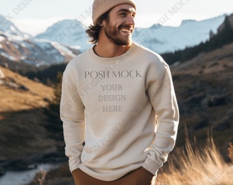 Lane Seven LS14004 Mockup Haferflocken Heather | Beige Sweatshirt Mockup | Sweatshirt Männliches Model Mockup | Winter Mockup | Männer Crewneck Mockups