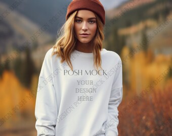 Gildan 18000 Maquette Blanc | Maquette de sweat-shirt blanc Gildan | Maquette de modèle de sweat-shirt | Maquette simple | Col ras du cou surdimensionné blanc Gildan