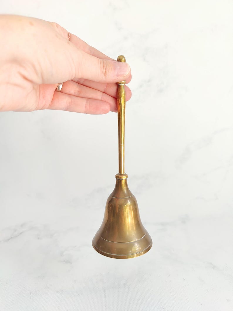 Vintage Brass Hand Bell bild 4