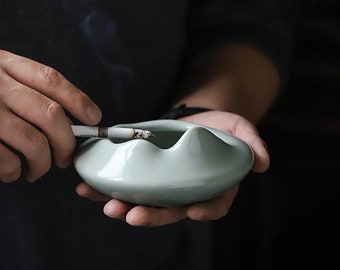 Vintage-Style Ceramic Ashtray