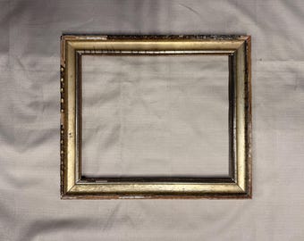 White  gold leaf vintage frame  10 x 12