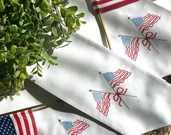 Banda de corona personalizada para el 4 de julio, monograma inicial bordado, decoración patriótica para puerta, Día de la Independencia