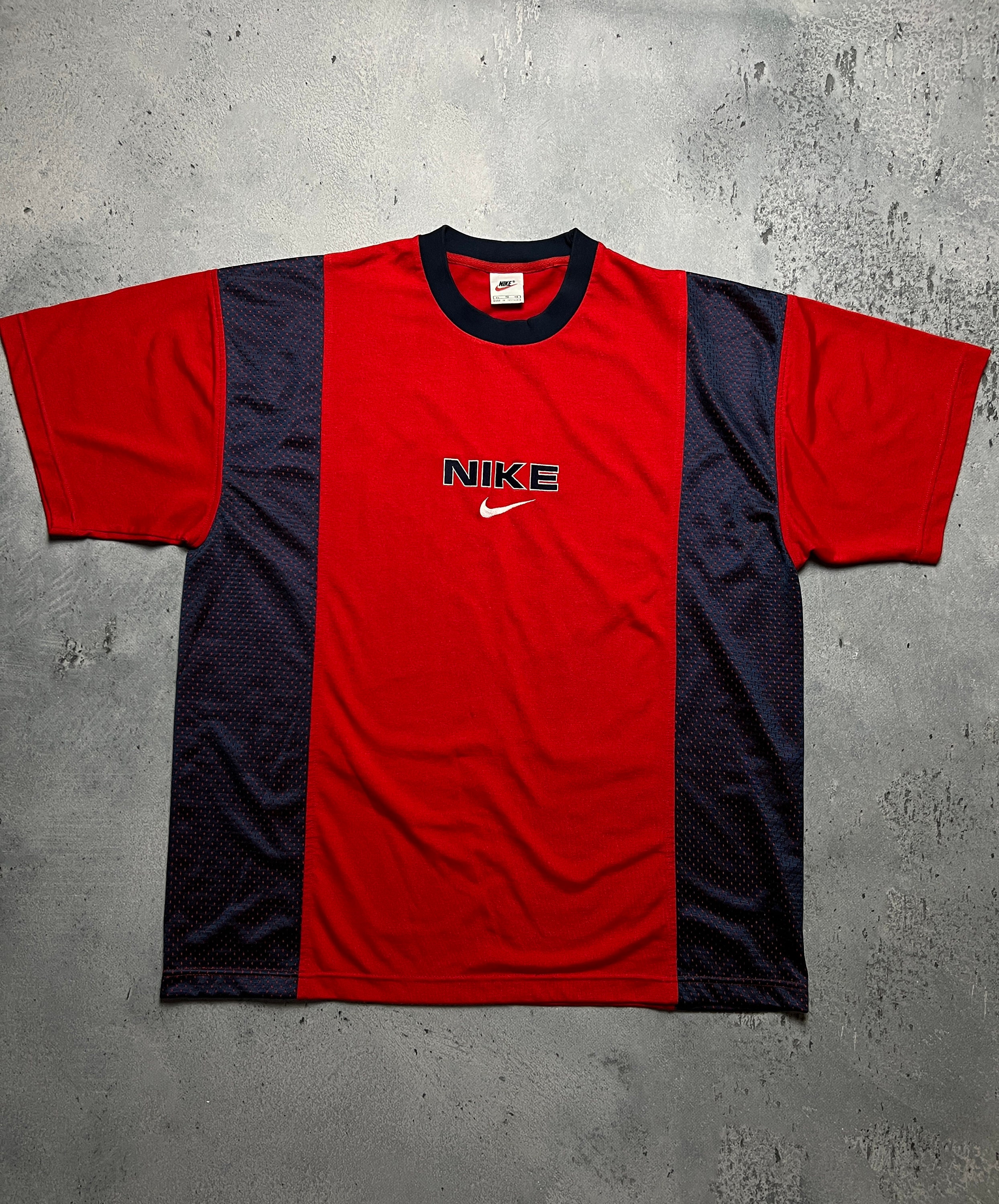 Nike Tee Vintage 90s Nike Central Logo Swoosh T-shirt Y2k - Etsy