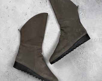 Botas de ante con cuña Arche, diseño vanguardista, alto y esculpido, de lujo