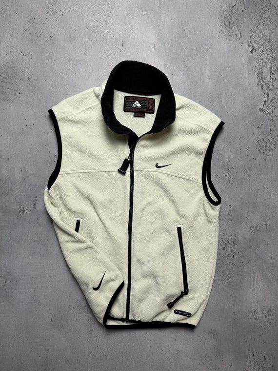 acg fleece vest