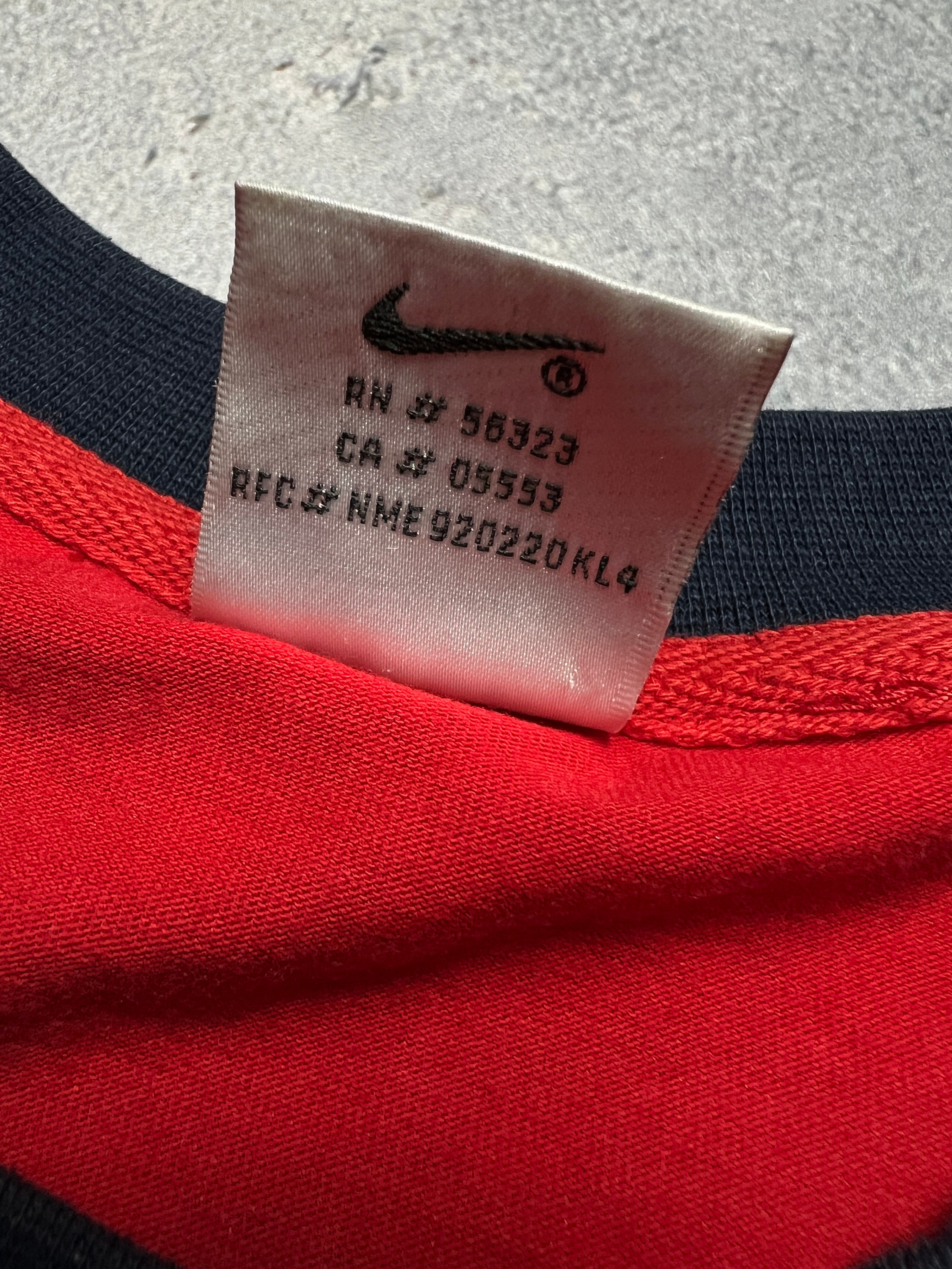 Nike Tee Vintage 90s Nike Central Logo Swoosh T-shirt Y2k - Etsy