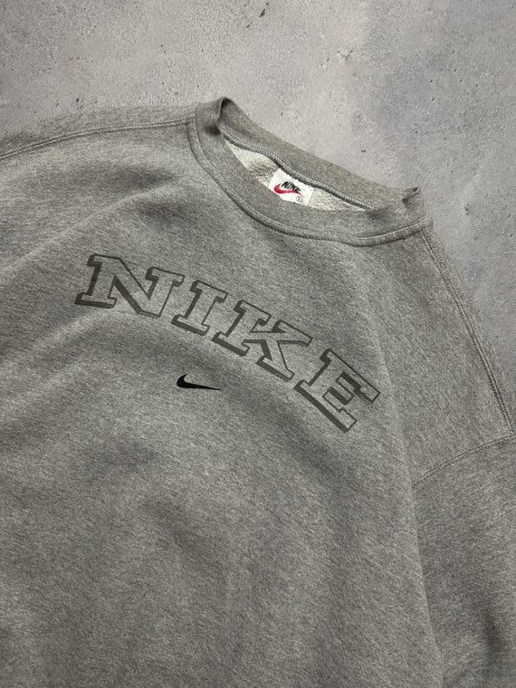 nike mini swoosh oversized boxy sweatshirt in grey
