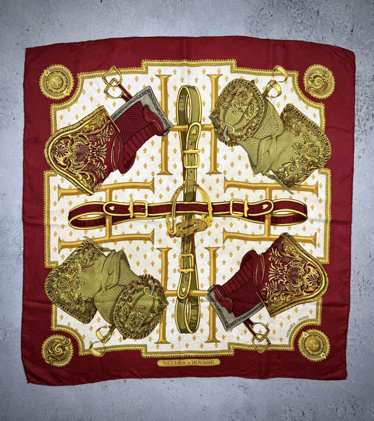 Foulard HERMÈS 'Selles à Housse' En Soie - Vintage, 1ère édition, Occasion