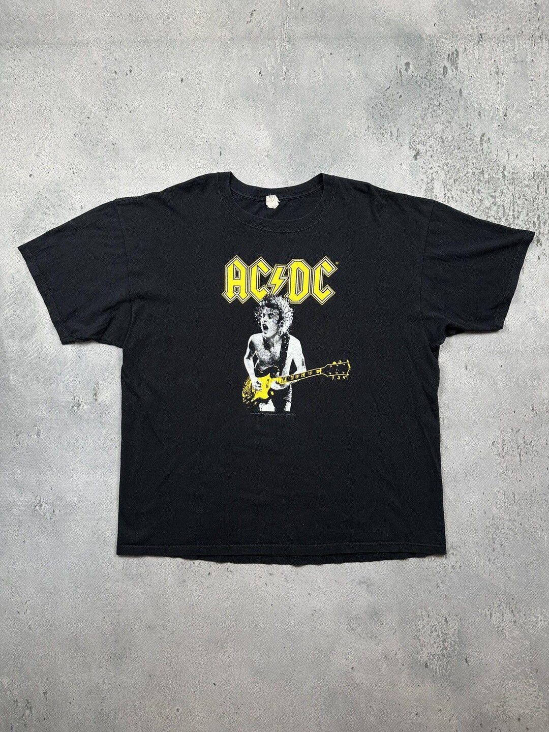 ヴィンテージ 2000年代 AC/DC アンガス・ヤング グラフィック バンド T