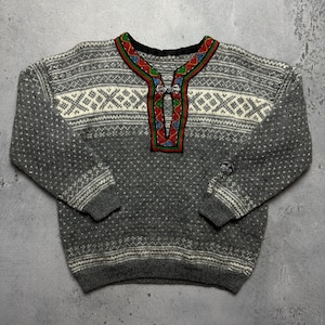 Norwegian wool Dale Garn Pure New Wool Cardigan Knit Vintage Dale of Norway Style