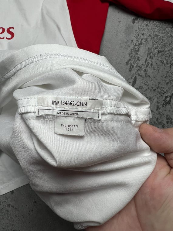 Y2k Nike Vintage Jersey Fly Emirates Sevens 90s 00s Rare Tee Y2k Nike Vintage Jersey Fly Emirates Sevens 90s 00s Rare Tee