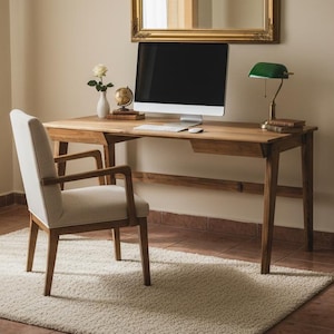 Rustikaler Schreibtisch im nordischen Stil aus Holz