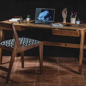 Mesa escritorio pequeño de madera con caballete natural GLAM