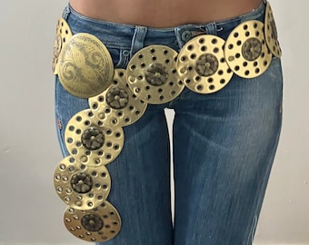 Y2K Concho Disc Belt: Vintage Style Faux Leather Boho Belt  display picture 1