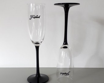 MarilynsVintageNL – Pair Black Stemmed Freixenet Champagne Glasses – Elegant Slim Tall Flutes 1980s