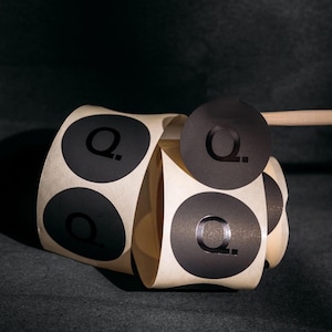 Exclusieve Foliedruk Etiketten met Logo - Goudfolie , Zwart folie , Wit Folie op Signature Papier - Luxe Verpakkingslabels - 50mm Rond