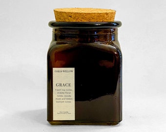 Grace 8 oz Luxury Candle - Fresh top notes, middle floral notes, woody musk and sweet bottom notes