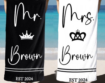 Custom Couple Towel, Personalized Mr. and Mrs. Beach Towel, His and Hers Newlywed Gift, Just Married Bride Gift, Wedding Gift,Honeymoon Gift