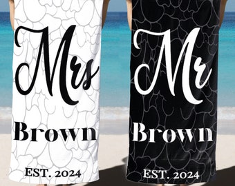 Custom Couple Towel, Personalized Mr. and Mrs.Towel, His and Hers Newlywed Gift, Just Married Bride Gifts, Wedding Gifts, Honeymoon Gifts
