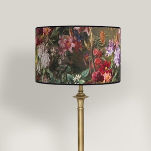 Lampshade for table lamp – Vintage Botanical Flower Design – Available as a table lamp or pendant light.