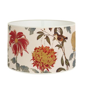 Elegant floral pattern lampshade, contemporary design, for refined interior decoration. Available in lampshade and pendant. Bild 1
