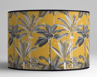 Black and white palm tree lampshade on yellow background - Vibrant contrast for a vintage look