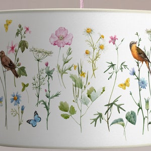 Abat-jour pour lampe ou suspension au plafond Fleurs, plantes et oiseaux sur fond blanc Encres végétales sans solvant image 3