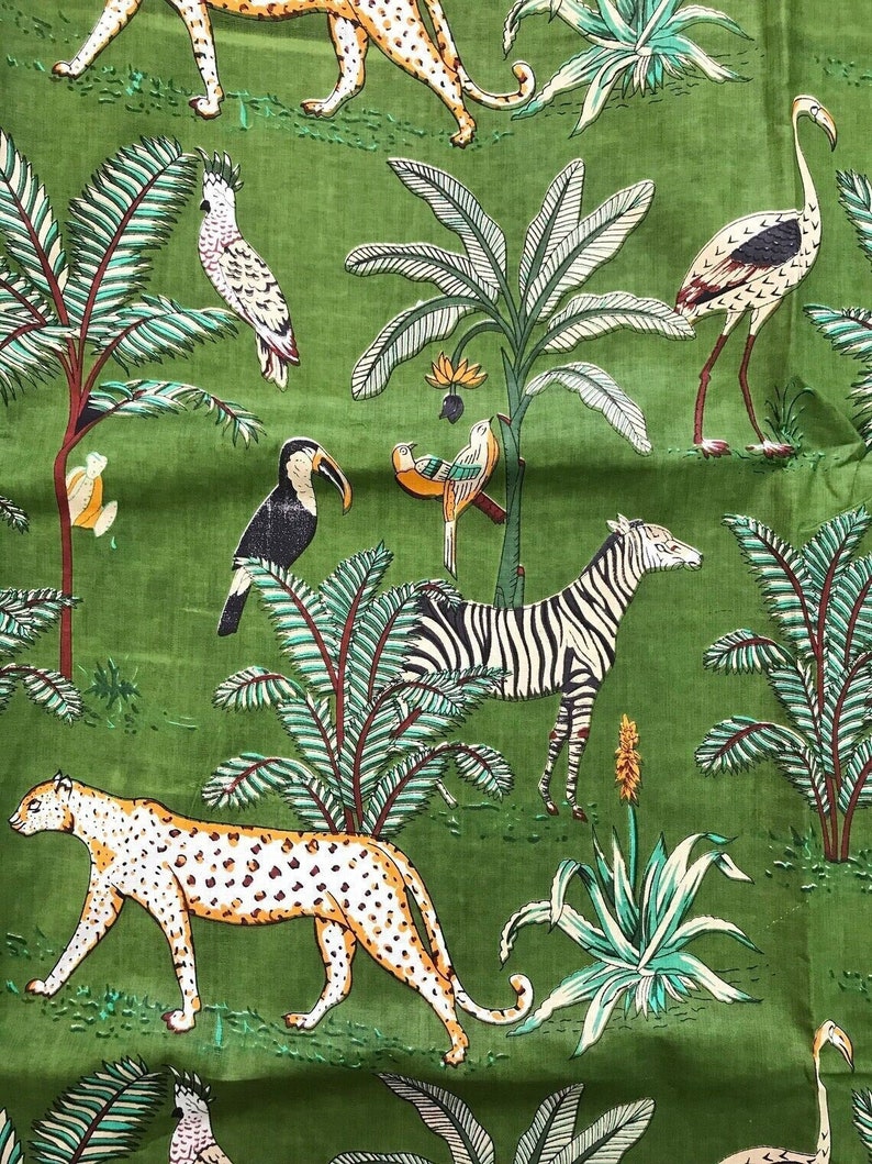 Tela de algodón indio estampado de selva cortado a medida verde mujeres visten tela de tapicería imagen 5