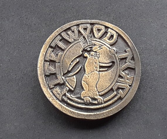 Vintage Fleetwood Mac belt buckle s-l400.jpg main image 3
