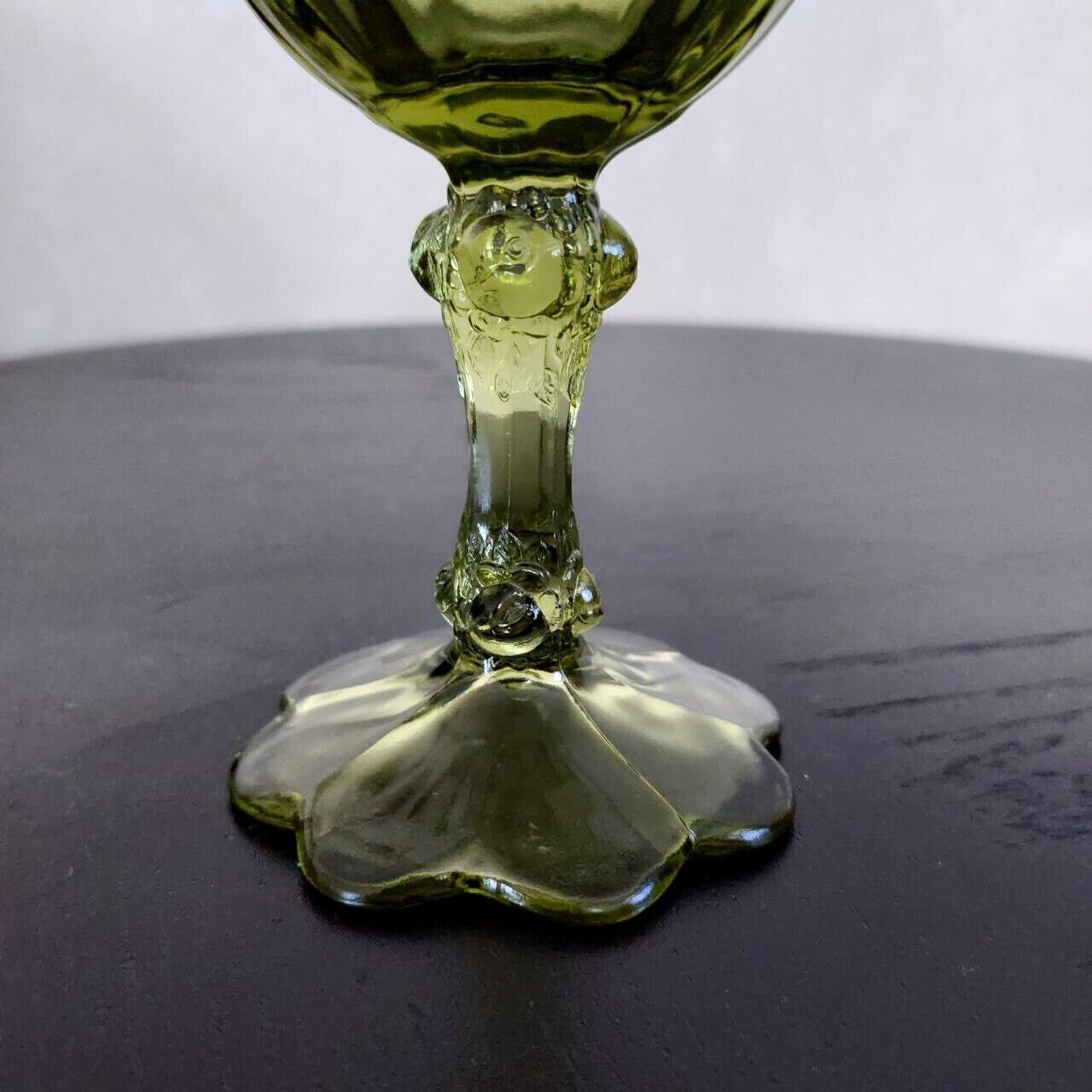 ヴィンテージ フェントン キャベツローズ ライトグリーン 台座